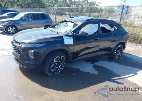 2024 Chevrolet Trax Fwd 2Rs z USA, uszkodzony, nr VIN KL77LJE21RC156658